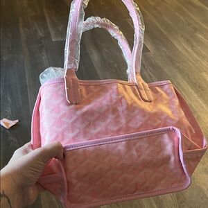 Source Unknown Pink Shoulder Bag